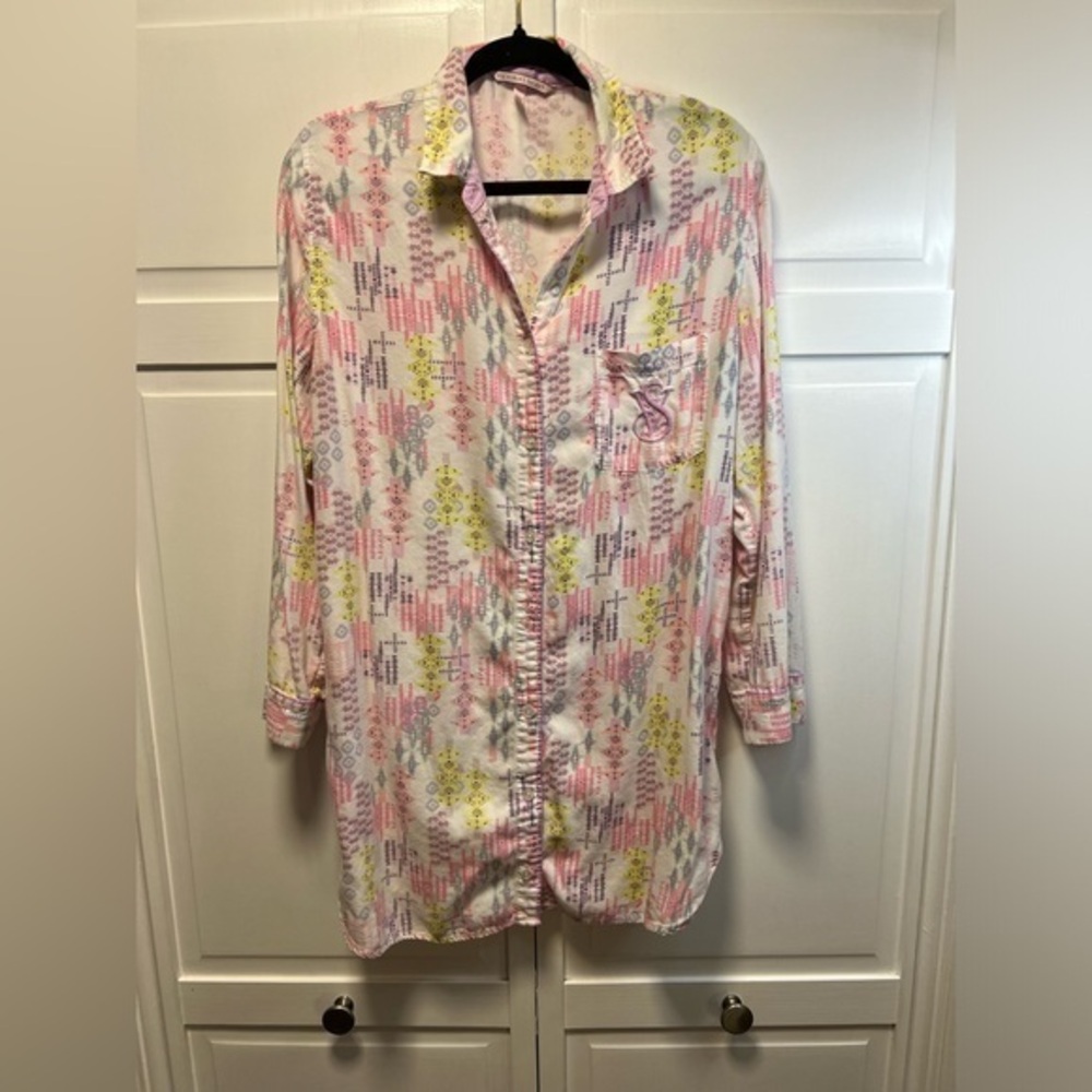 Victoria’s Secret Button Up Sleep Shirt Size Women’s Small Multicolor